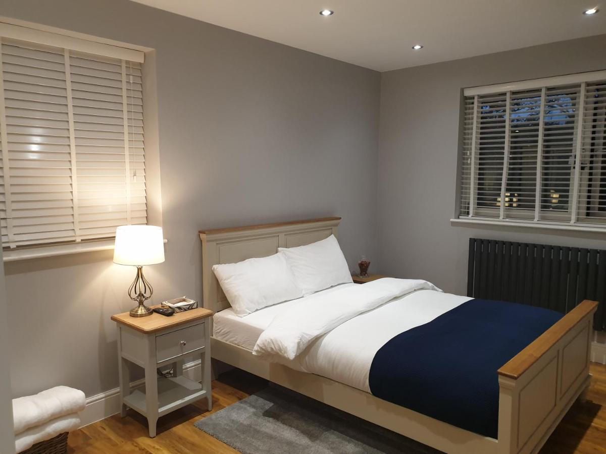 Couette-café Arsenal Highbury & Islington Beautifully Presented